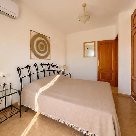 Granda Villa Pedreguer